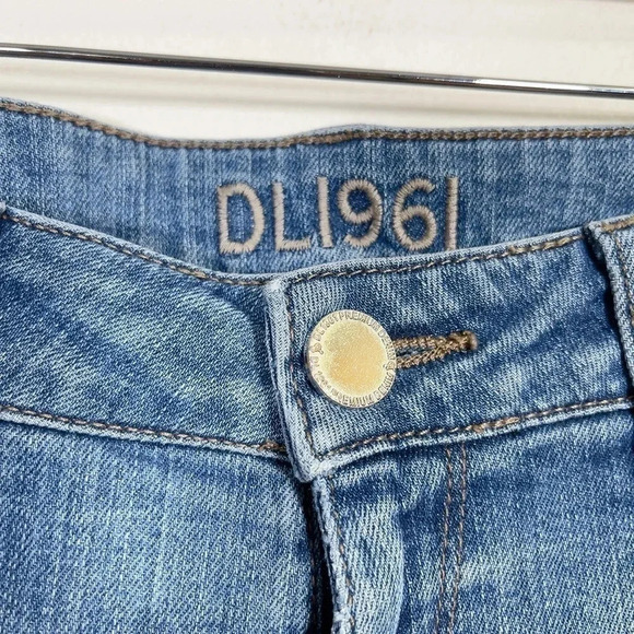 DL1961 Riley Boyfriend  Scarlet Jeans Size 25 - Picture 8 of 15